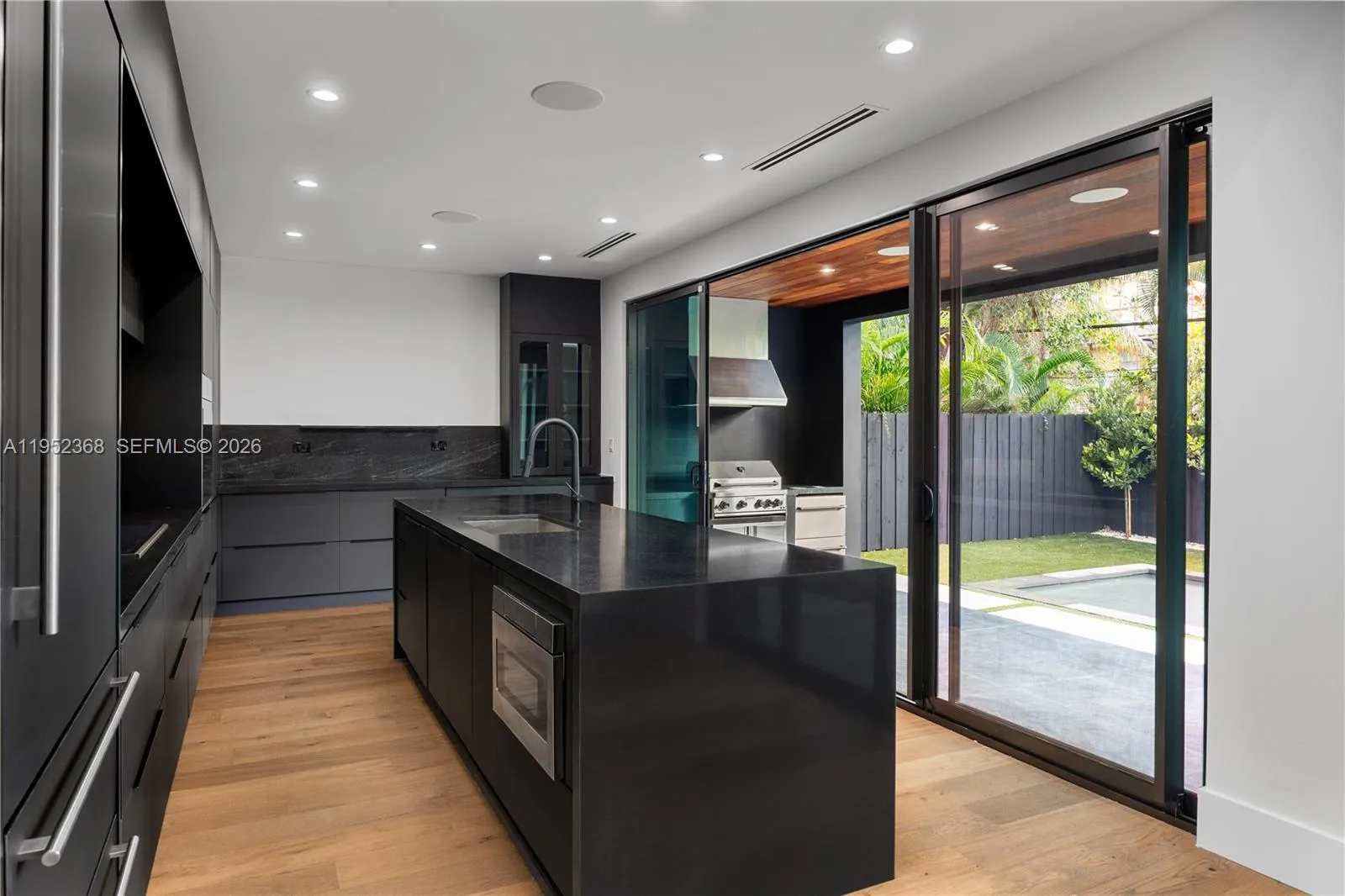 30 Ne 50th St, Miami, Florida 33137, Miami, Florida 33137, 5 Bedrooms Bedrooms, ,5 BathroomsBathrooms,Residential,For Sale,30 Ne 50th St, Miami, Florida 33137,A11952368