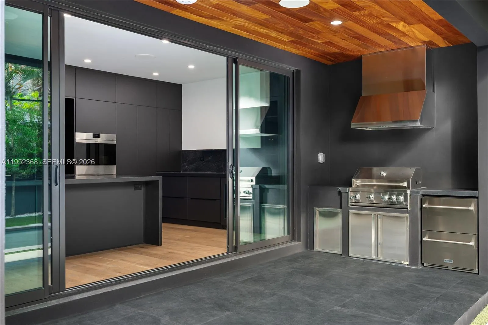 30 Ne 50th St, Miami, Florida 33137, Miami, Florida 33137, 5 Bedrooms Bedrooms, ,5 BathroomsBathrooms,Residential,For Sale,30 Ne 50th St, Miami, Florida 33137,A11952368