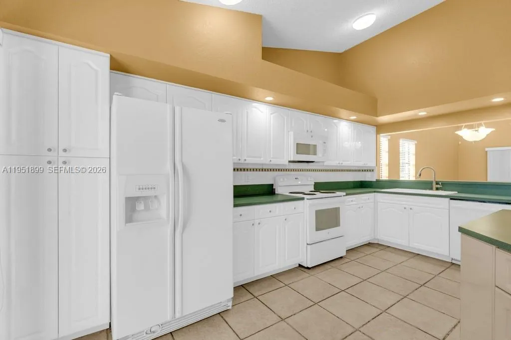 8209 Waterford Ave, Tamarac, Florida 33321, Tamarac, Florida 33321, 3 Bedrooms Bedrooms, ,2 BathroomsBathrooms,Residential,For Sale,8209 Waterford Ave, Tamarac, Florida 33321,A11951899