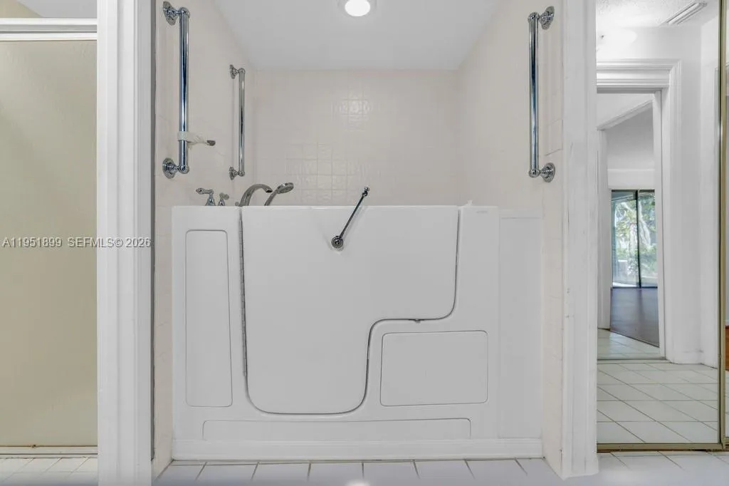 8209 Waterford Ave, Tamarac, Florida 33321, Tamarac, Florida 33321, 3 Bedrooms Bedrooms, ,2 BathroomsBathrooms,Residential,For Sale,8209 Waterford Ave, Tamarac, Florida 33321,A11951899