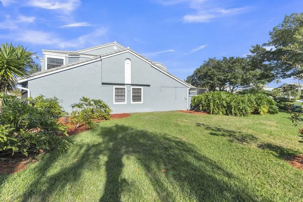 8209 Waterford Ave, Tamarac, Florida 33321, Tamarac, Florida 33321, 3 Bedrooms Bedrooms, ,2 BathroomsBathrooms,Residential,For Sale,8209 Waterford Ave, Tamarac, Florida 33321,A11951899