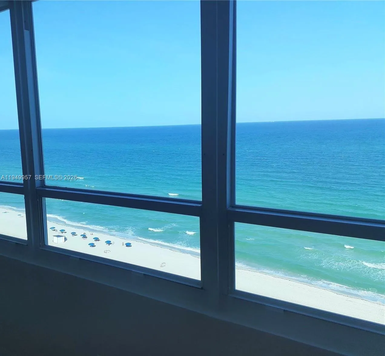 5445 Collins Ave 1425, Miami Beach, Florida 33140, Miami Beach, Florida 33140, ,1 BathroomBathrooms,Residential Lease,For Rent,5445 Collins Ave 1425, Miami Beach, Florida 33140,A11949957