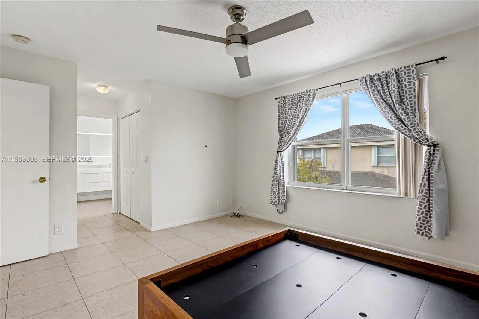 2436 Sw 162nd Ter, Miramar, Florida 33027, Miramar, Florida 33027, 3 Bedrooms Bedrooms, ,3 BathroomsBathrooms,Residential,For Sale,2436 Sw 162nd Ter, Miramar, Florida 33027,A11953303