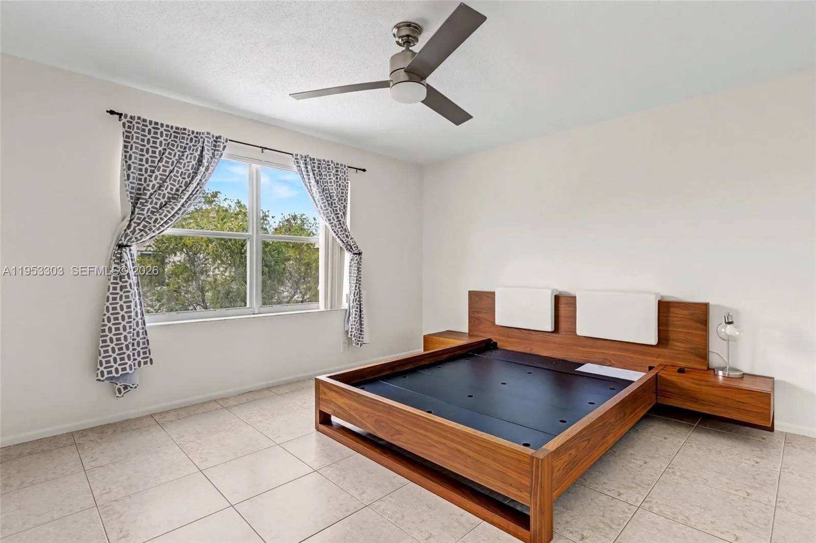2436 Sw 162nd Ter, Miramar, Florida 33027, Miramar, Florida 33027, 3 Bedrooms Bedrooms, ,3 BathroomsBathrooms,Residential,For Sale,2436 Sw 162nd Ter, Miramar, Florida 33027,A11953303