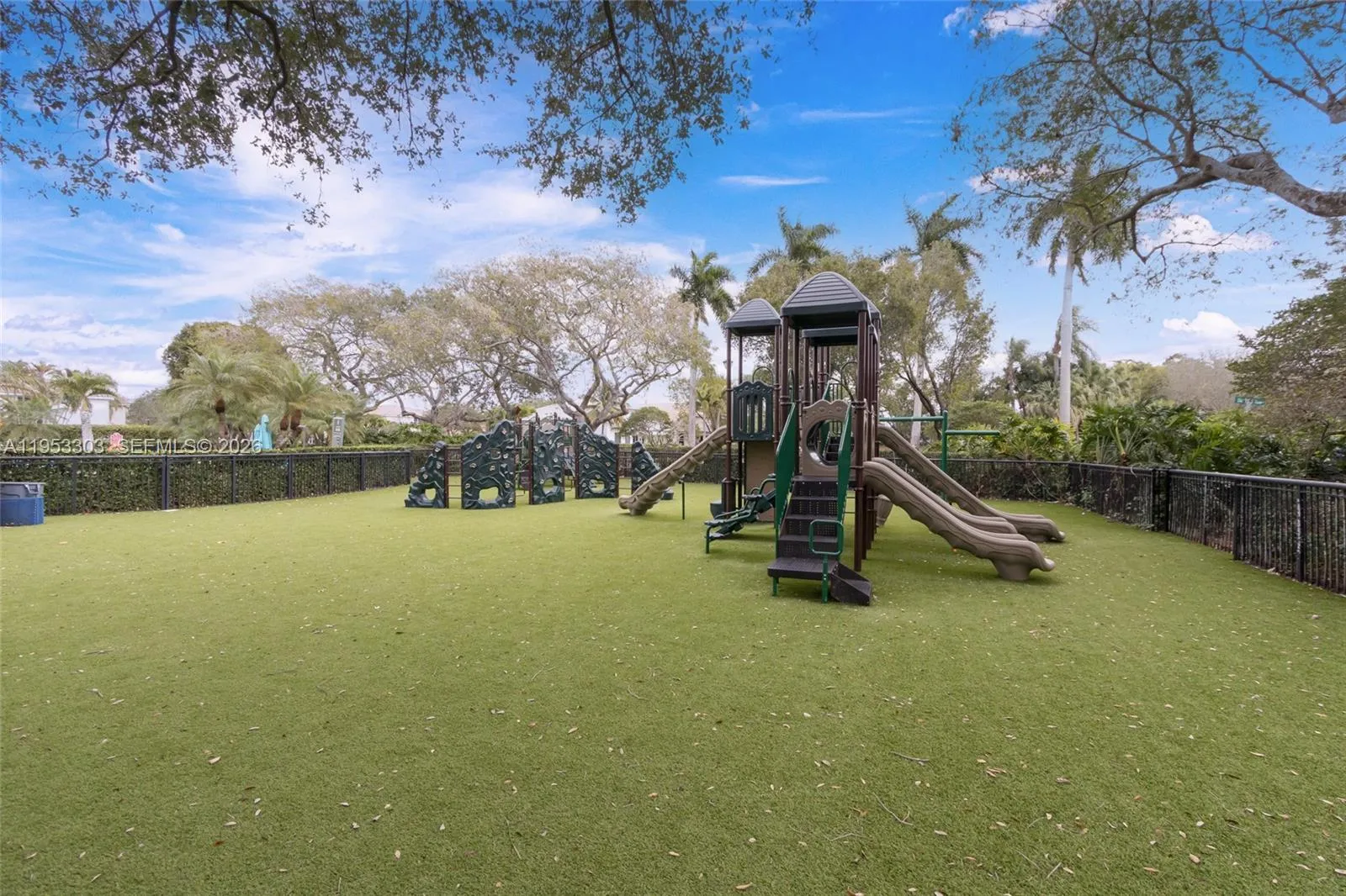 2436 Sw 162nd Ter, Miramar, Florida 33027, Miramar, Florida 33027, 3 Bedrooms Bedrooms, ,3 BathroomsBathrooms,Residential,For Sale,2436 Sw 162nd Ter, Miramar, Florida 33027,A11953303