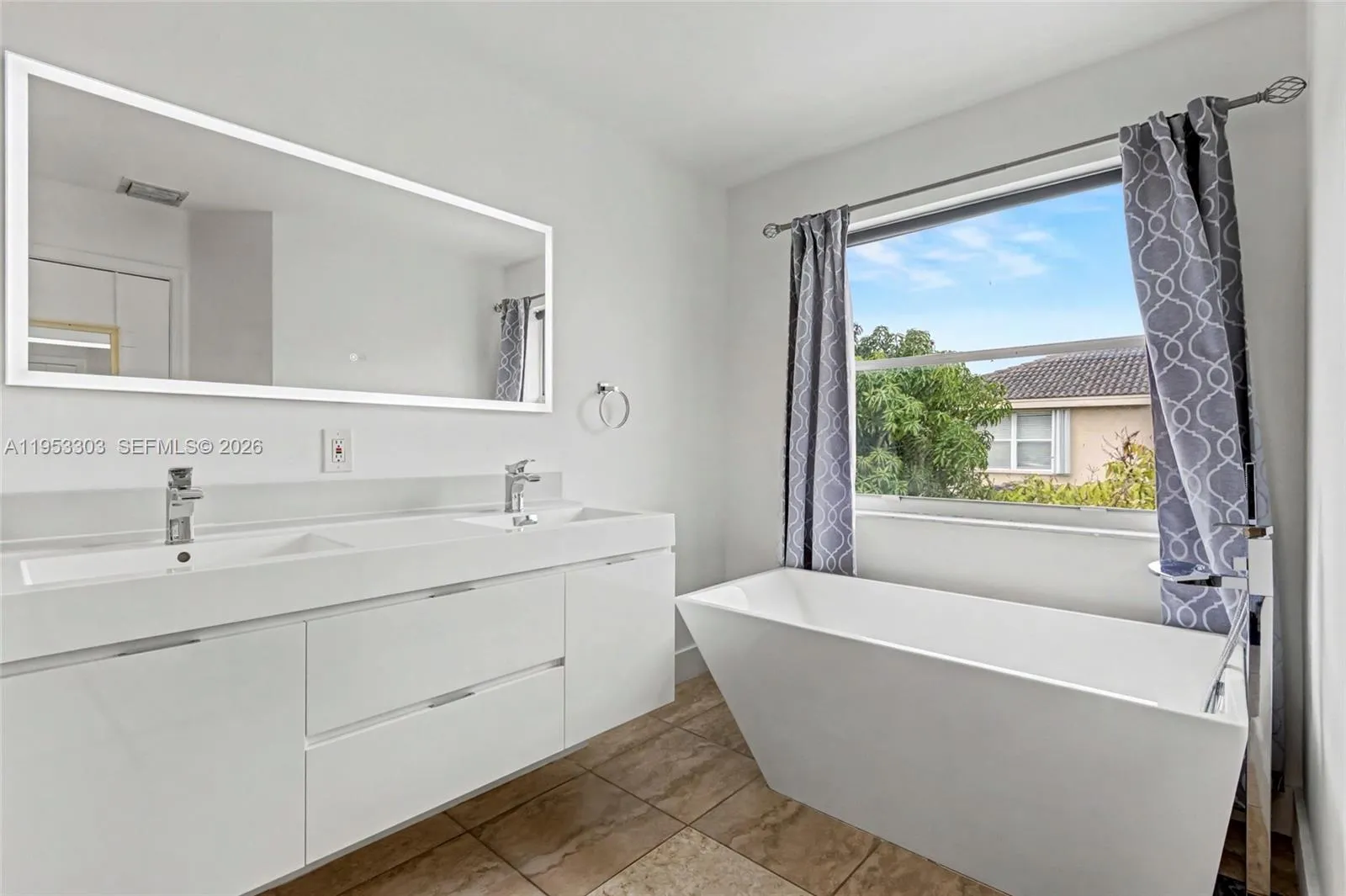 2436 Sw 162nd Ter, Miramar, Florida 33027, Miramar, Florida 33027, 3 Bedrooms Bedrooms, ,3 BathroomsBathrooms,Residential,For Sale,2436 Sw 162nd Ter, Miramar, Florida 33027,A11953303