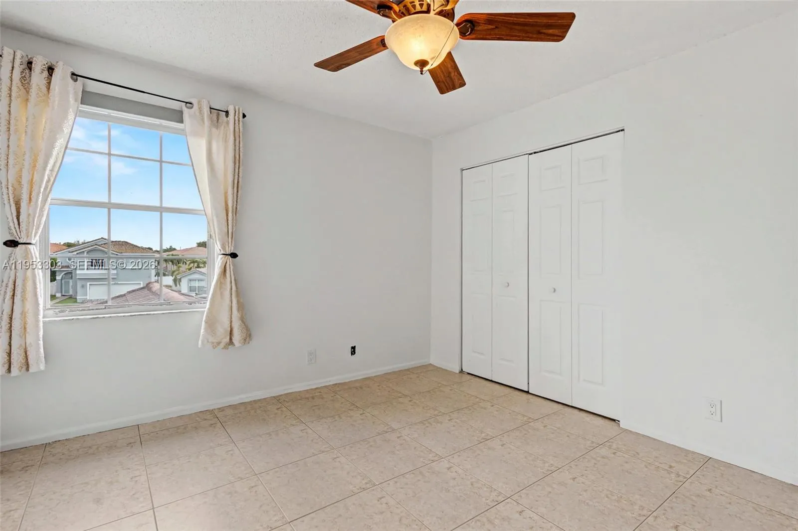 2436 Sw 162nd Ter, Miramar, Florida 33027, Miramar, Florida 33027, 3 Bedrooms Bedrooms, ,3 BathroomsBathrooms,Residential,For Sale,2436 Sw 162nd Ter, Miramar, Florida 33027,A11953303