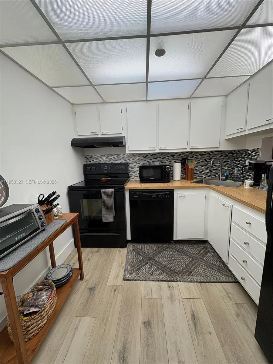 1470 Ne 123rd St A1011, North Miami, Florida 33161, North Miami, Florida 33161, 1 Bedroom Bedrooms, ,1 BathroomBathrooms,Residential Lease,For Rent,1470 Ne 123rd St A1011, North Miami, Florida 33161,A11953323 1470 Ne 123rd St A1011, North Miami, Florida 33161, North Miami, Florida 33161, 1 Bedroom Bedrooms, ,1 BathroomBathrooms,Residential Lease,For Rent,1470 Ne 123rd St A1011, North Miami, Florida 33161,A11953323