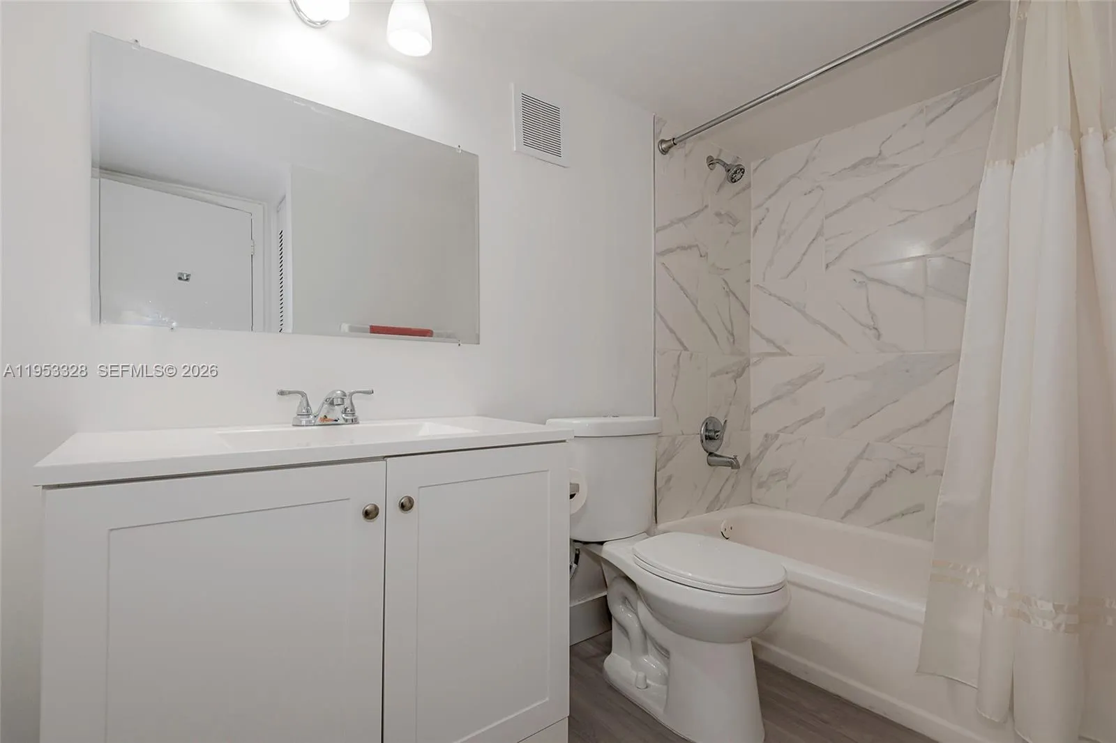 7121 Miami Lakes Dr Q3, Miami Lakes, Florida 33014, Miami Lakes, Florida 33014, 2 Bedrooms Bedrooms, ,2 BathroomsBathrooms,Residential,For Sale,7121 Miami Lakes Dr Q3, Miami Lakes, Florida 33014,A11953328