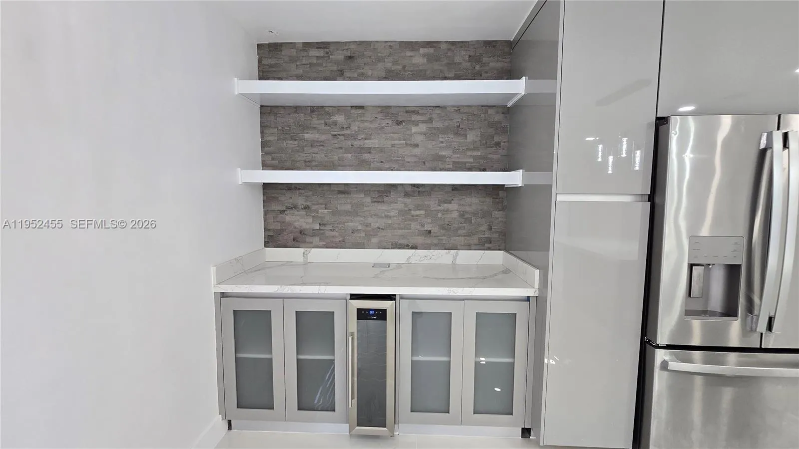 Dry Bar