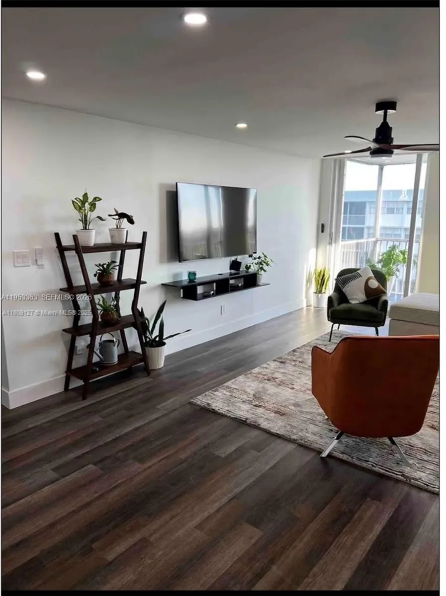 700 Nw 214th St 719, Miami Gardens, Florida 33169, Miami Gardens, Florida 33169, 2 Bedrooms Bedrooms, ,2 BathroomsBathrooms,Residential,For Sale,700 Nw 214th St 719, Miami Gardens, Florida 33169,A11953363