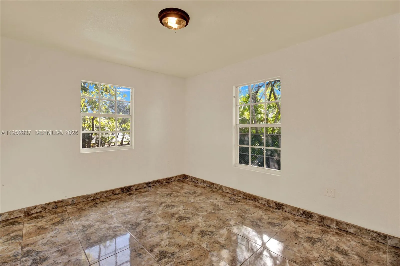 474 E 10th St, Hialeah, Florida 33010, Hialeah, Florida 33010, 4 Bedrooms Bedrooms, ,3 BathroomsBathrooms,Residential,For Sale,474 E 10th St, Hialeah, Florida 33010,A11952837