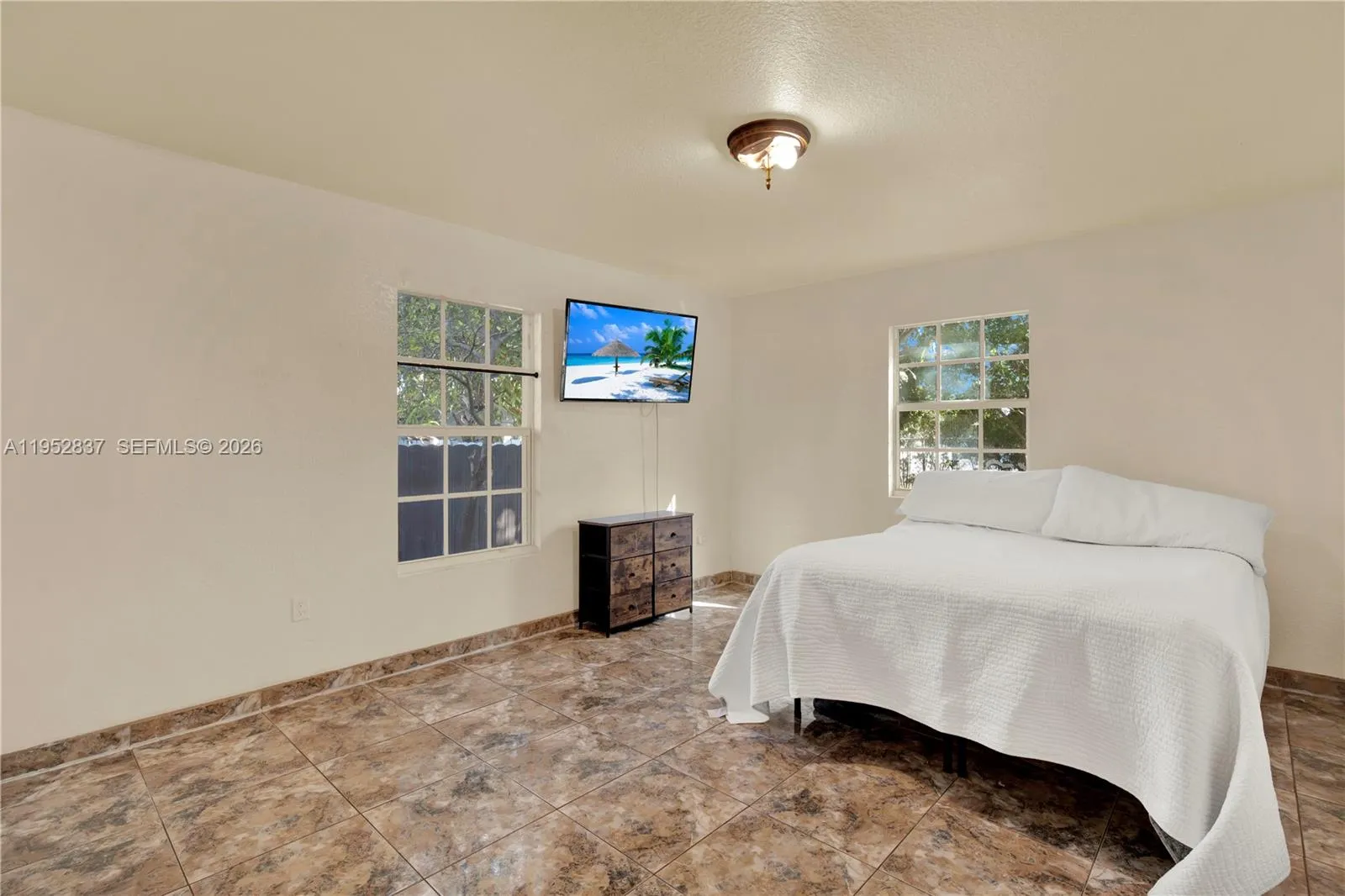 474 E 10th St, Hialeah, Florida 33010, Hialeah, Florida 33010, 4 Bedrooms Bedrooms, ,3 BathroomsBathrooms,Residential,For Sale,474 E 10th St, Hialeah, Florida 33010,A11952837