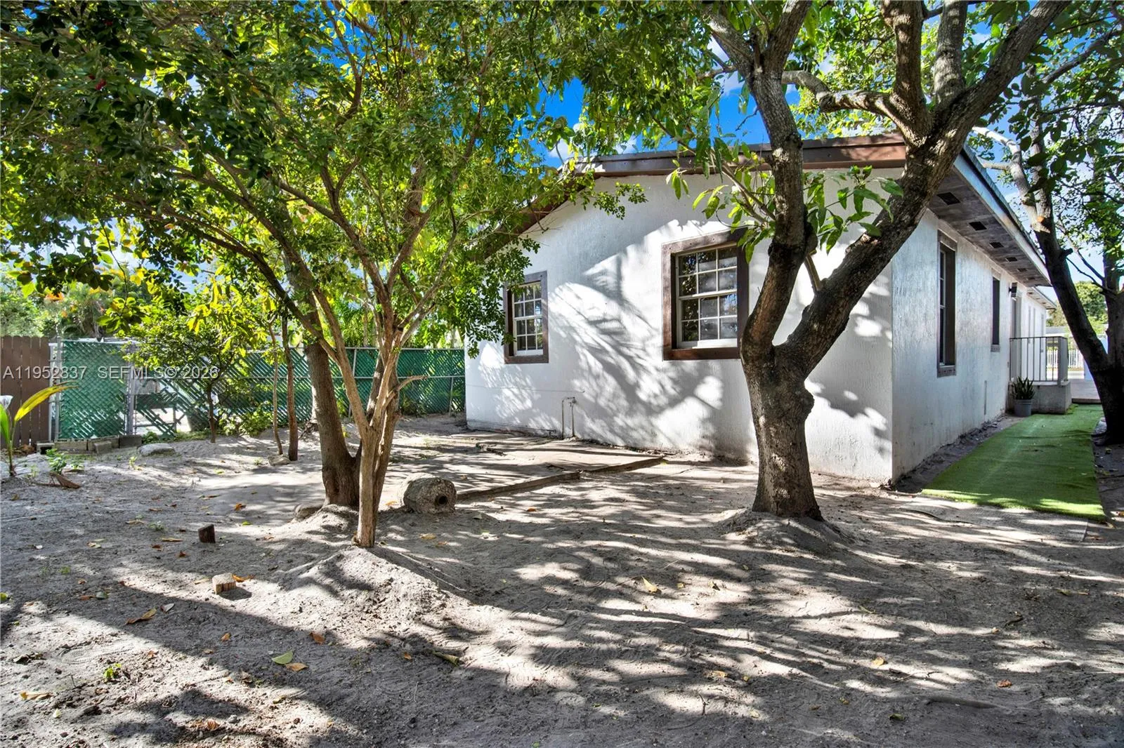 474 E 10th St, Hialeah, Florida 33010, Hialeah, Florida 33010, 4 Bedrooms Bedrooms, ,3 BathroomsBathrooms,Residential,For Sale,474 E 10th St, Hialeah, Florida 33010,A11952837