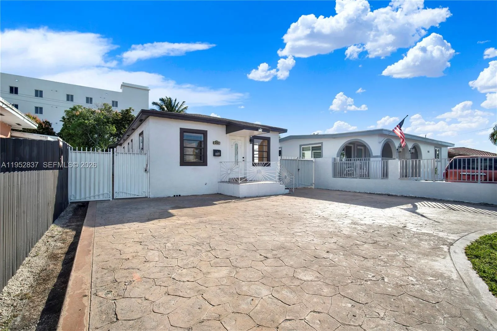 474 E 10th St, Hialeah, Florida 33010, Hialeah, Florida 33010, 4 Bedrooms Bedrooms, ,3 BathroomsBathrooms,Residential,For Sale,474 E 10th St, Hialeah, Florida 33010,A11952837