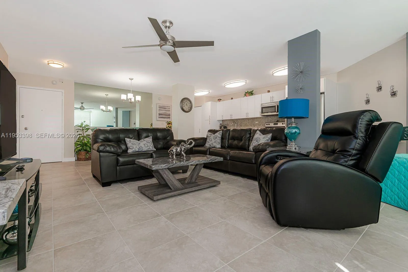 7135 Collins Ave 722, Miami Beach, Florida 33141, Miami Beach, Florida 33141, 1 Bedroom Bedrooms, ,2 BathroomsBathrooms,Residential,For Sale,7135 Collins Ave 722, Miami Beach, Florida 33141,A11953398
