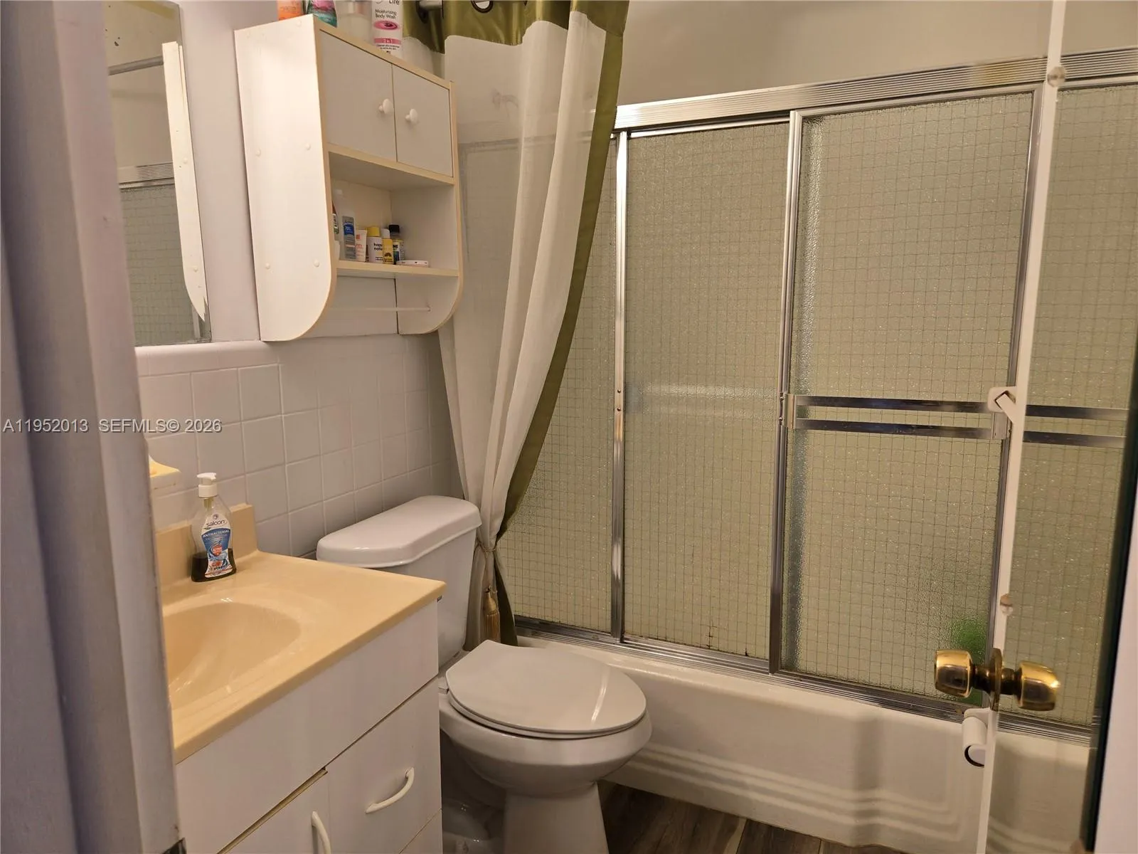 820 Sw 11th Ave 16b, Hallandale Beach, Florida 330, Hallandale Beach, Florida 33009, 1 Bedroom Bedrooms, ,1 BathroomBathrooms,Residential Lease,For Rent,820 Sw 11th Ave 16b, Hallandale Beach, Florida 330,A11952013