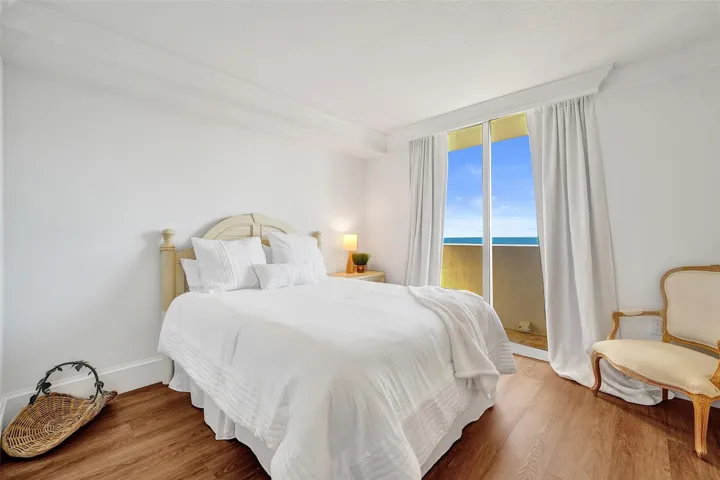 Guest BedroomNew Floors