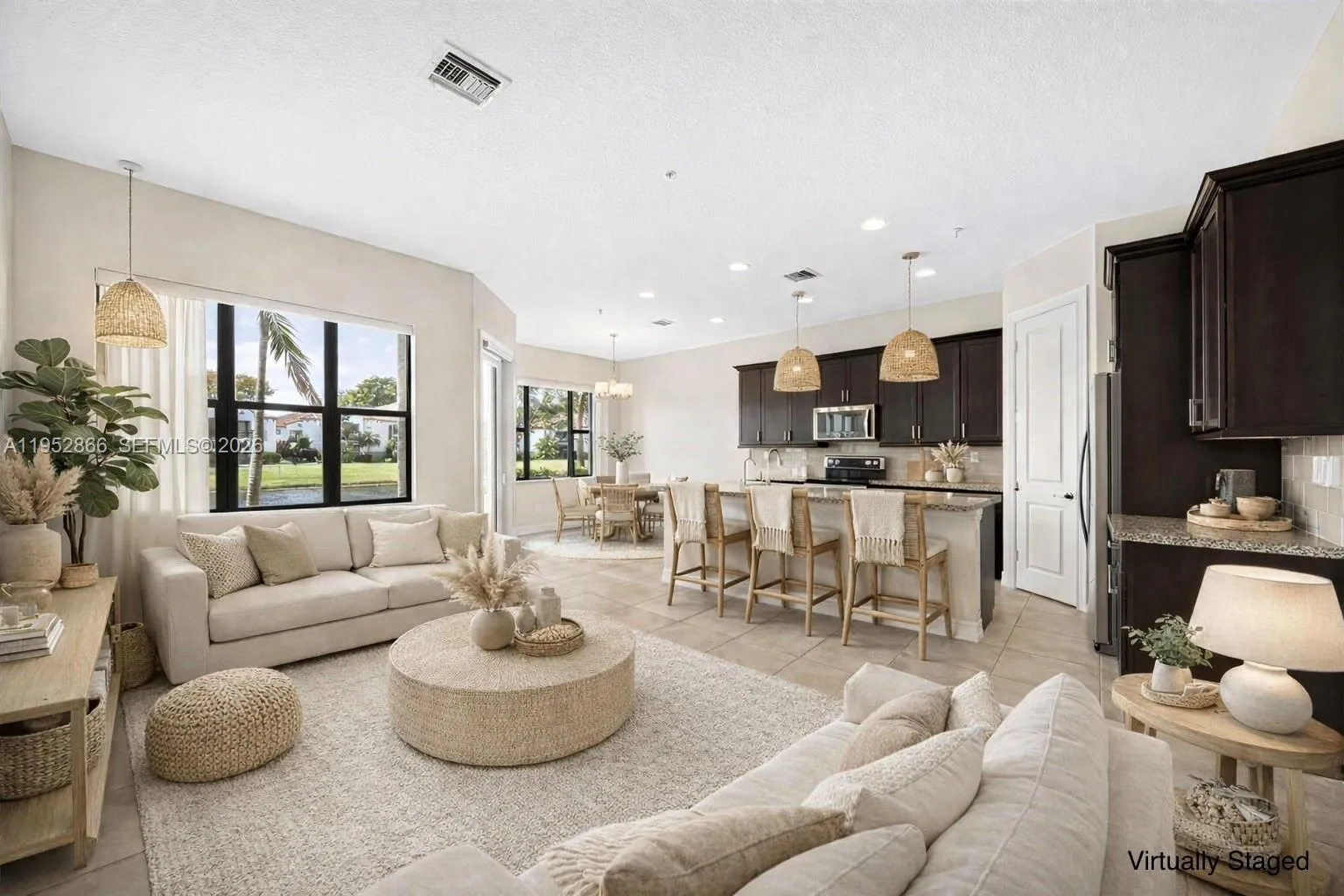 11616 Sw 13th Ln, Pembroke Pines, Florida 33025, Pembroke Pines, Florida 33025, 3 Bedrooms Bedrooms, ,2 BathroomsBathrooms,Residential,For Sale,11616 Sw 13th Ln, Pembroke Pines, Florida 33025,A11952866