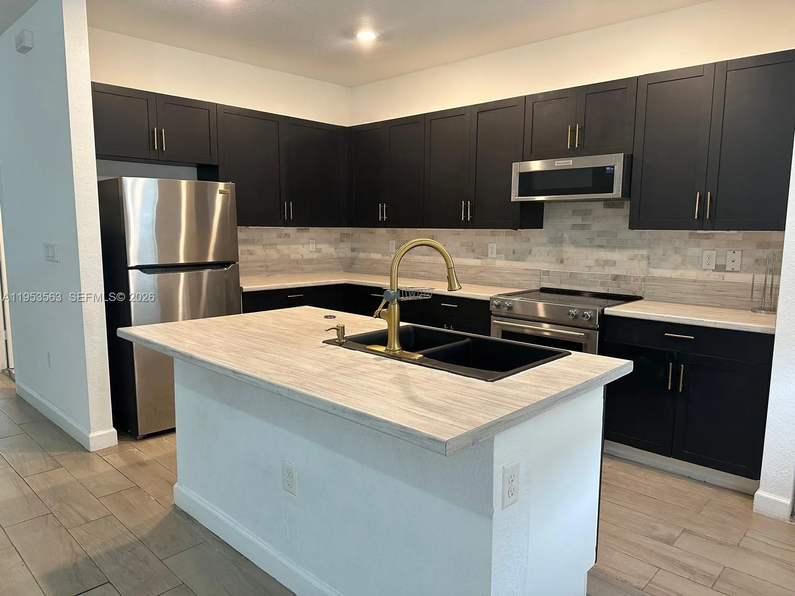 13416 Sw 287th St A, Homestead, Florida 33033, Homestead, Florida 33033, 3 Bedrooms Bedrooms, ,2 BathroomsBathrooms,Residential,For Sale,13416 Sw 287th St A, Homestead, Florida 33033,A11953563