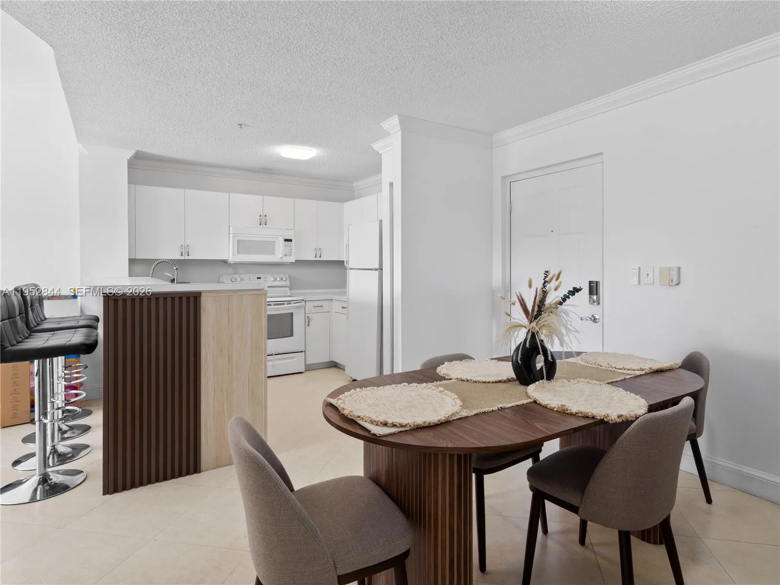 4460 Nw 107th Ave 304-8, Doral, Florida 33178, Doral, Florida 33178, 2 Bedrooms Bedrooms, ,1 BathroomBathrooms,Residential,For Sale,4460 Nw 107th Ave 304-8, Doral, Florida 33178,A11952844