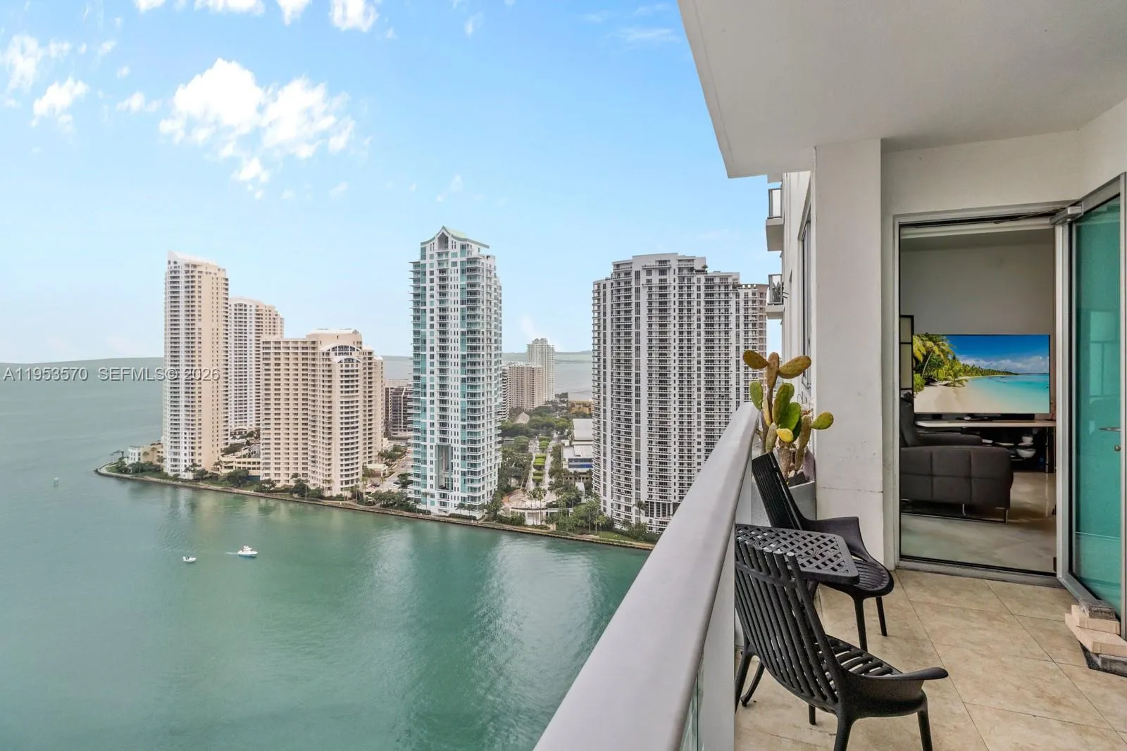 300 S Biscayne Blvd T-2514, Miami, Florida 33131, Miami, Florida 33131, 2 Bedrooms Bedrooms, ,2 BathroomsBathrooms,Residential Lease,For Rent,300 S Biscayne Blvd T-2514, Miami, Florida 33131,A11953570