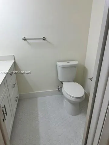 !/2 Bathroom