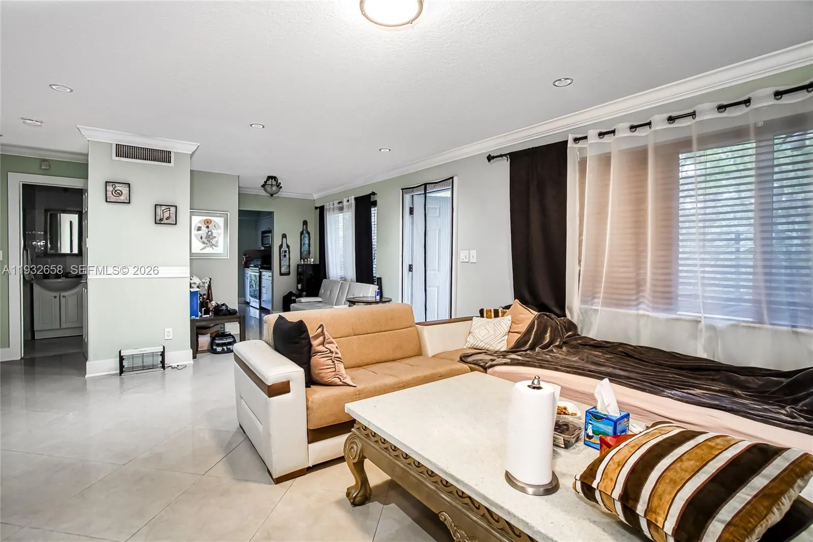 1457 Atlantic Shores Blvd, Hallandale Beach, Flori, Hallandale Beach, Florida 33009, ,Residential Income,For Sale,1457 Atlantic Shores Blvd, Hallandale Beach, Flori,A11932658