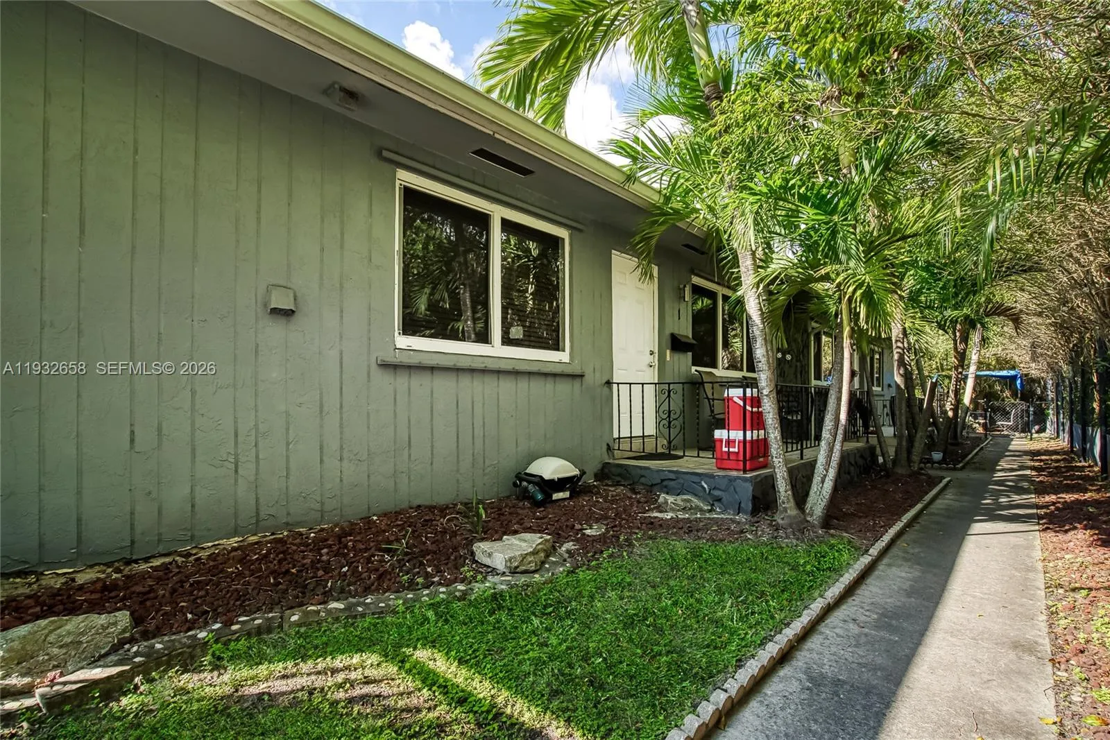 1457 Atlantic Shores Blvd, Hallandale Beach, Flori, Hallandale Beach, Florida 33009, ,Residential Income,For Sale,1457 Atlantic Shores Blvd, Hallandale Beach, Flori,A11932658