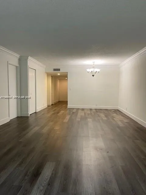 321 Lakeview Dr 105, Weston, Florida 33326, Weston, Florida 33326, 2 Bedrooms Bedrooms, ,2 BathroomsBathrooms,Residential Lease,For Rent,321 Lakeview Dr 105, Weston, Florida 33326,A11948604