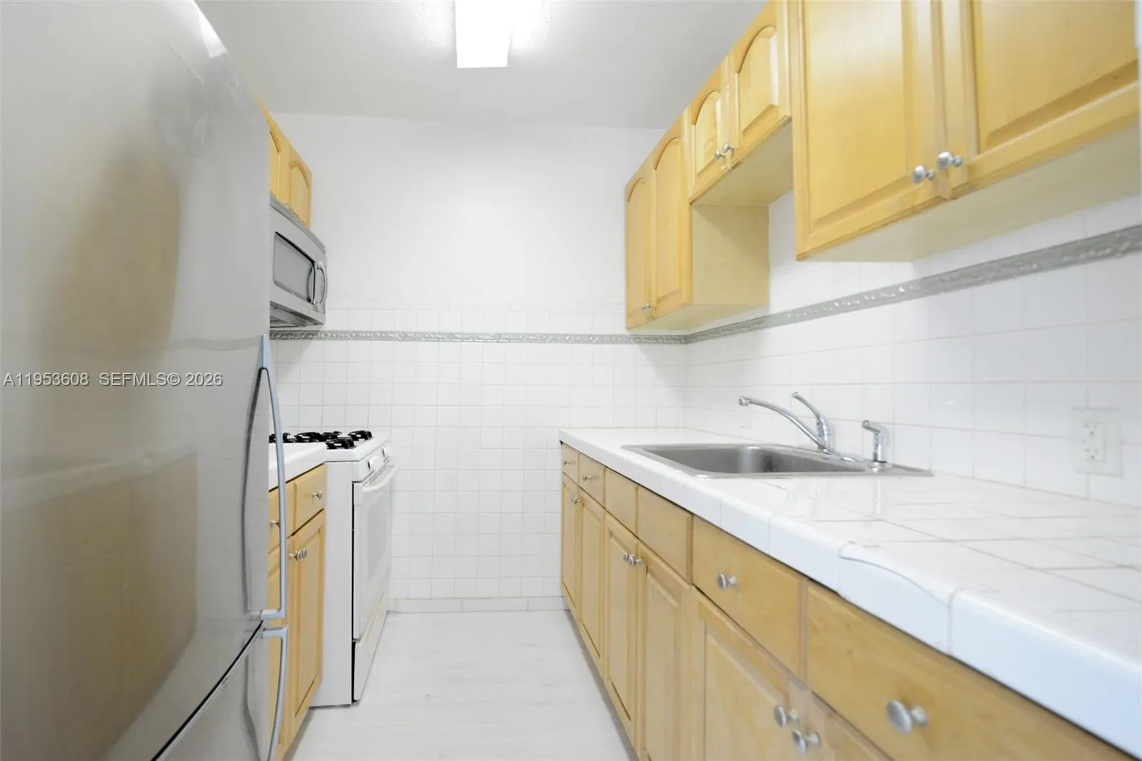 344 Meridian Ave 2b, Miami Beach, Florida 33139, Miami Beach, Florida 33139, 1 Bedroom Bedrooms, ,1 BathroomBathrooms,Residential,For Sale,344 Meridian Ave 2b, Miami Beach, Florida 33139,A11953608