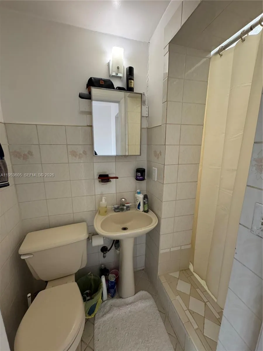 322 Sw 31st Ct, Miami, Florida 33135, Miami, Florida 33135, 5 Bedrooms Bedrooms, ,5 BathroomsBathrooms,Residential,For Sale,322 Sw 31st Ct, Miami, Florida 33135,A11953605