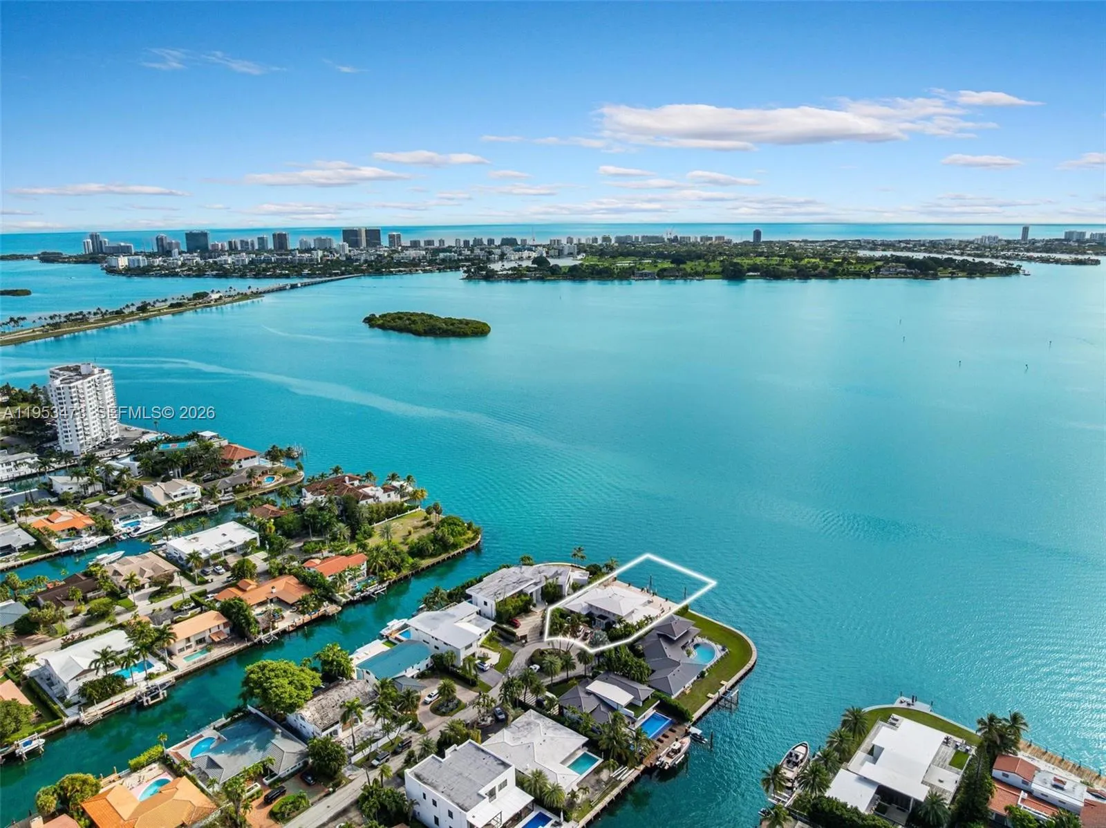 1990 Ne 119th Rd, North Miami, Florida 33181, North Miami, Florida 33181, 7 Bedrooms Bedrooms, ,5 BathroomsBathrooms,Residential,For Sale,1990 Ne 119th Rd, North Miami, Florida 33181,A11953473