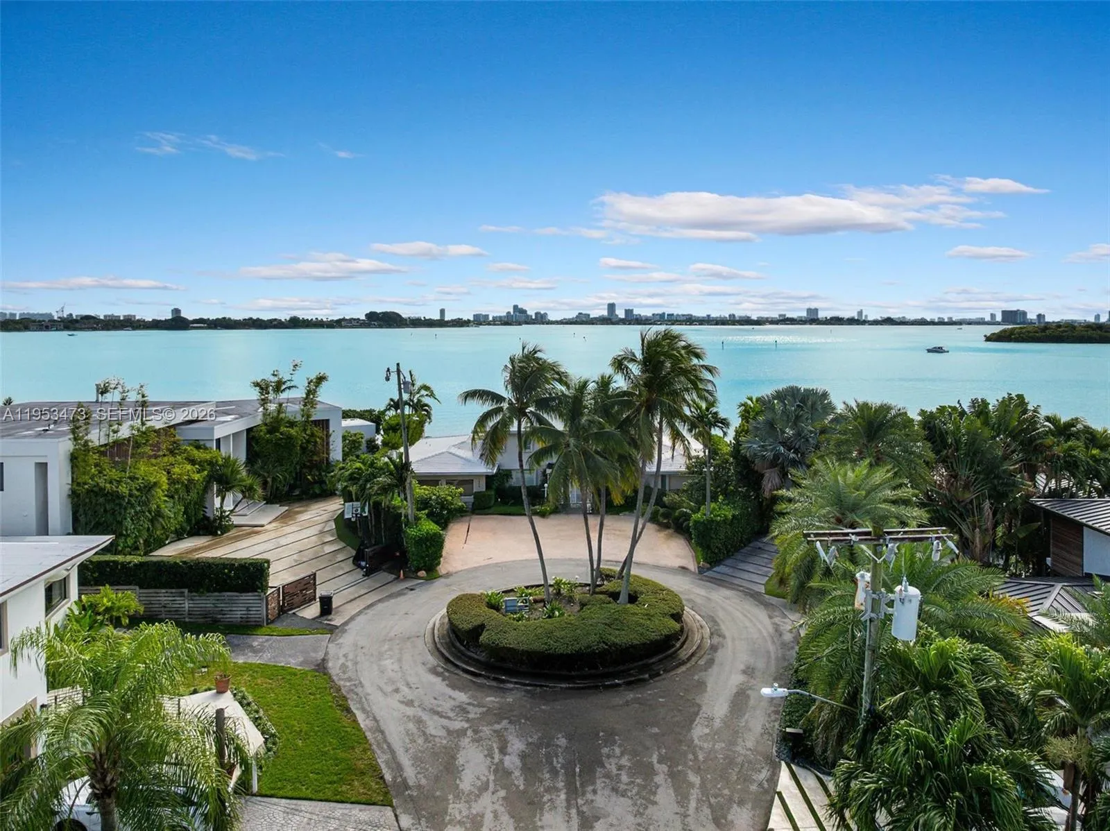 1990 Ne 119th Rd, North Miami, Florida 33181, North Miami, Florida 33181, 7 Bedrooms Bedrooms, ,5 BathroomsBathrooms,Residential,For Sale,1990 Ne 119th Rd, North Miami, Florida 33181,A11953473