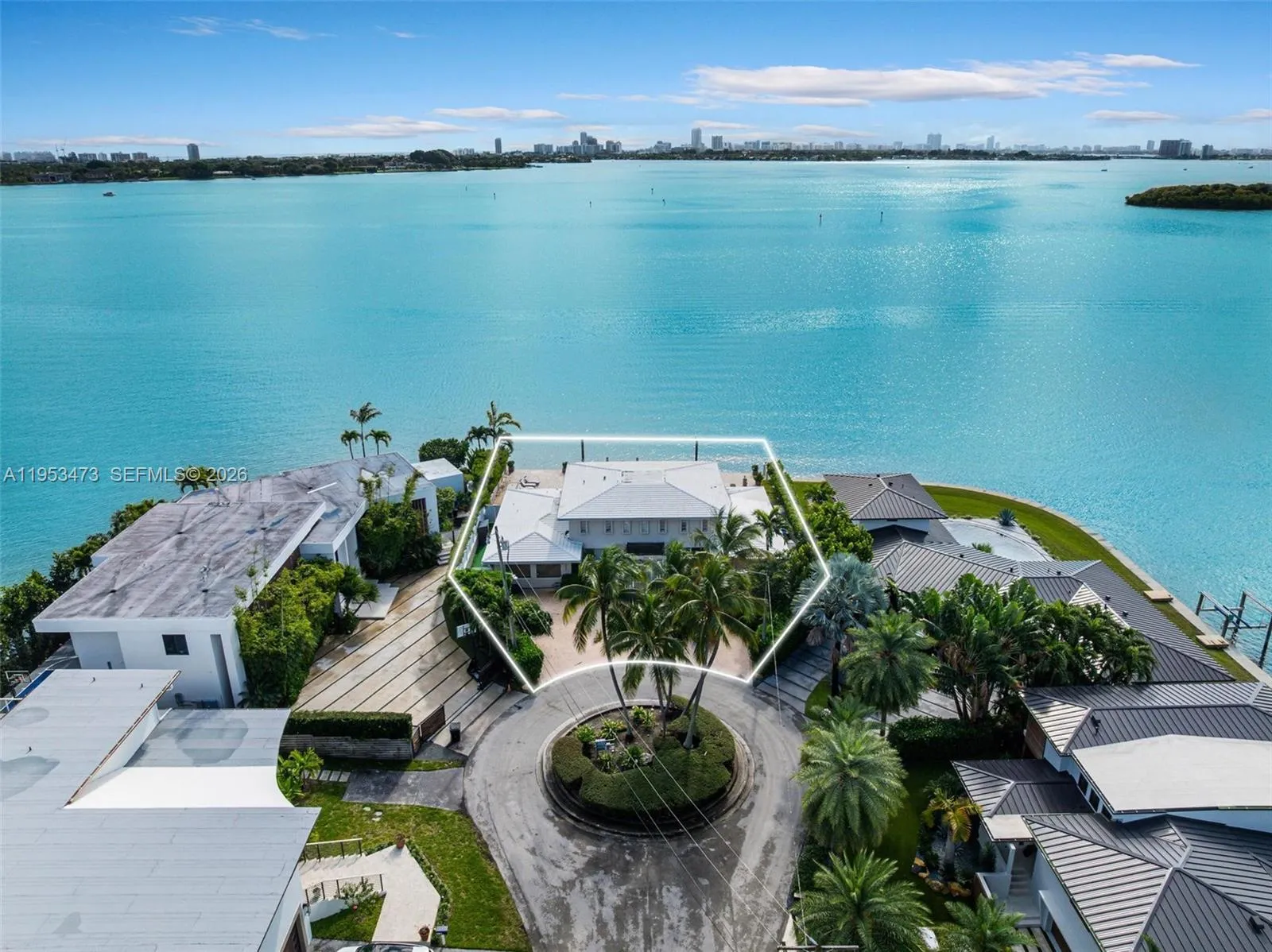 1990 Ne 119th Rd, North Miami, Florida 33181, North Miami, Florida 33181, 7 Bedrooms Bedrooms, ,5 BathroomsBathrooms,Residential,For Sale,1990 Ne 119th Rd, North Miami, Florida 33181,A11953473