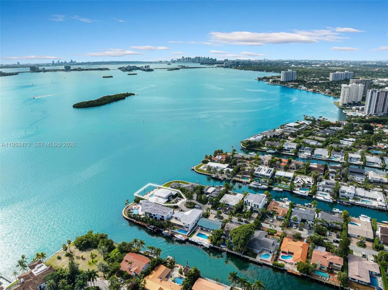 1990 Ne 119th Rd, North Miami, Florida 33181, North Miami, Florida 33181, 7 Bedrooms Bedrooms, ,5 BathroomsBathrooms,Residential,For Sale,1990 Ne 119th Rd, North Miami, Florida 33181,A11953473