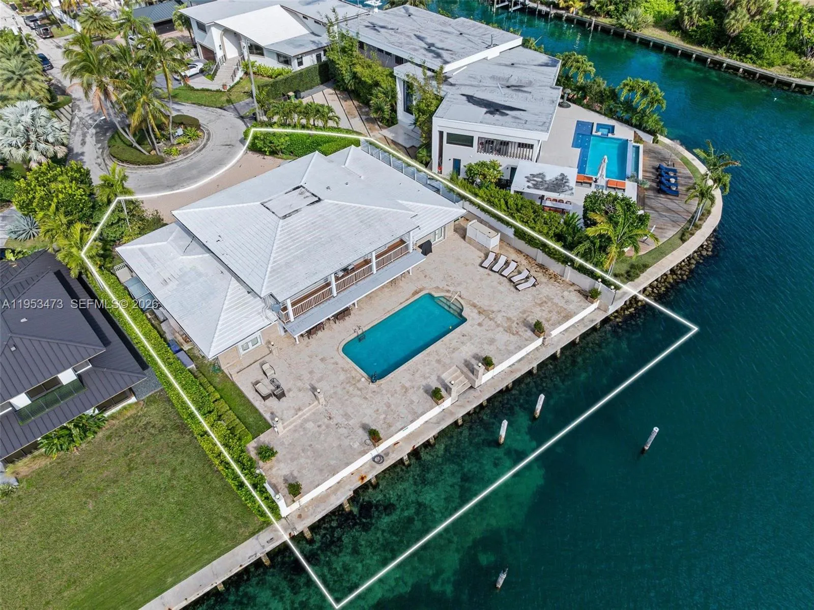 1990 Ne 119th Rd, North Miami, Florida 33181, North Miami, Florida 33181, 7 Bedrooms Bedrooms, ,5 BathroomsBathrooms,Residential,For Sale,1990 Ne 119th Rd, North Miami, Florida 33181,A11953473