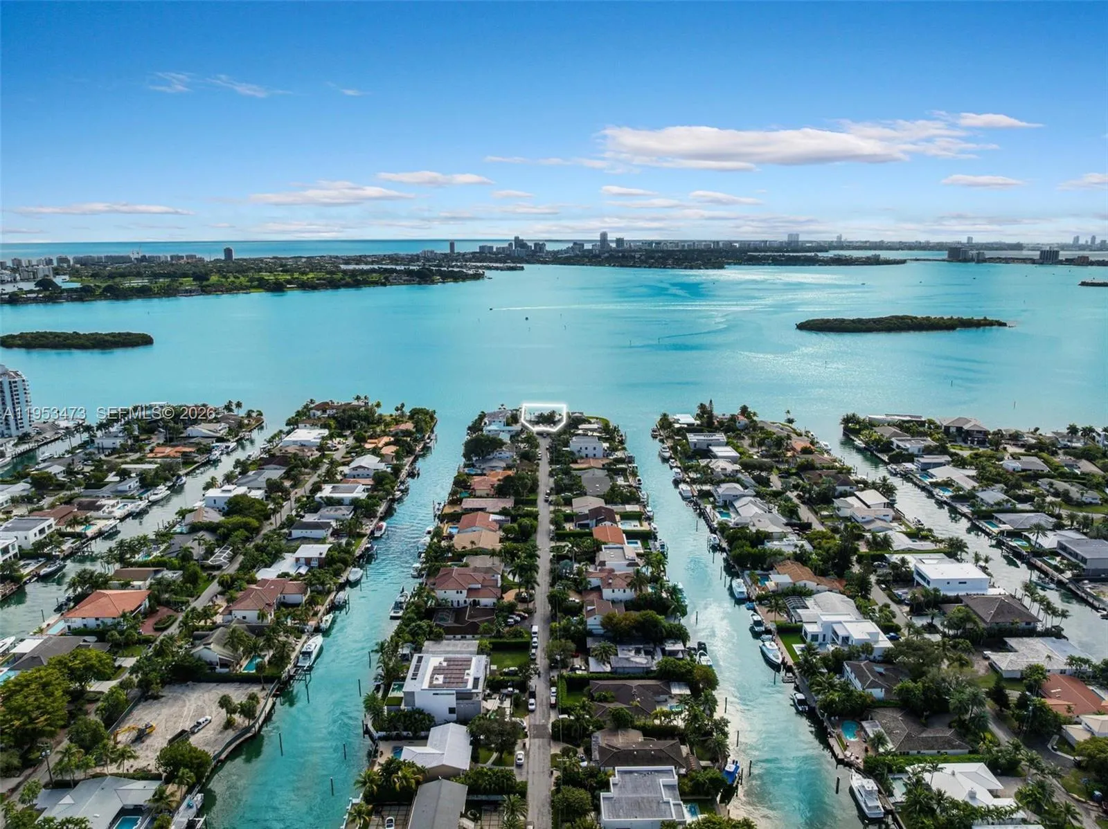 1990 Ne 119th Rd, North Miami, Florida 33181, North Miami, Florida 33181, 7 Bedrooms Bedrooms, ,5 BathroomsBathrooms,Residential,For Sale,1990 Ne 119th Rd, North Miami, Florida 33181,A11953473
