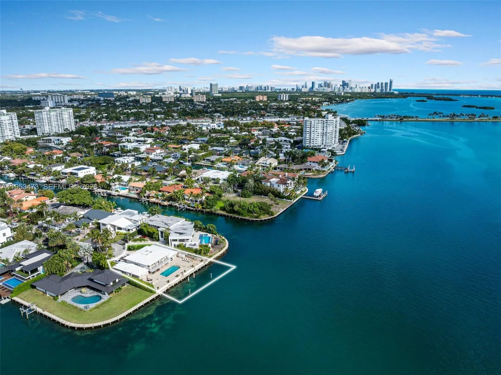 1990 Ne 119th Rd, North Miami, Florida 33181, North Miami, Florida 33181, 7 Bedrooms Bedrooms, ,5 BathroomsBathrooms,Residential,For Sale,1990 Ne 119th Rd, North Miami, Florida 33181,A11953473