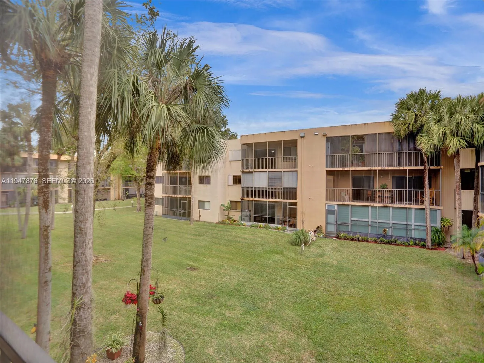 8415 Sw 107th Ave 256w, Miami, Florida 33173, Miami, Florida 33173, 2 Bedrooms Bedrooms, ,2 BathroomsBathrooms,Residential,For Sale,8415 Sw 107th Ave 256w, Miami, Florida 33173,A11947876