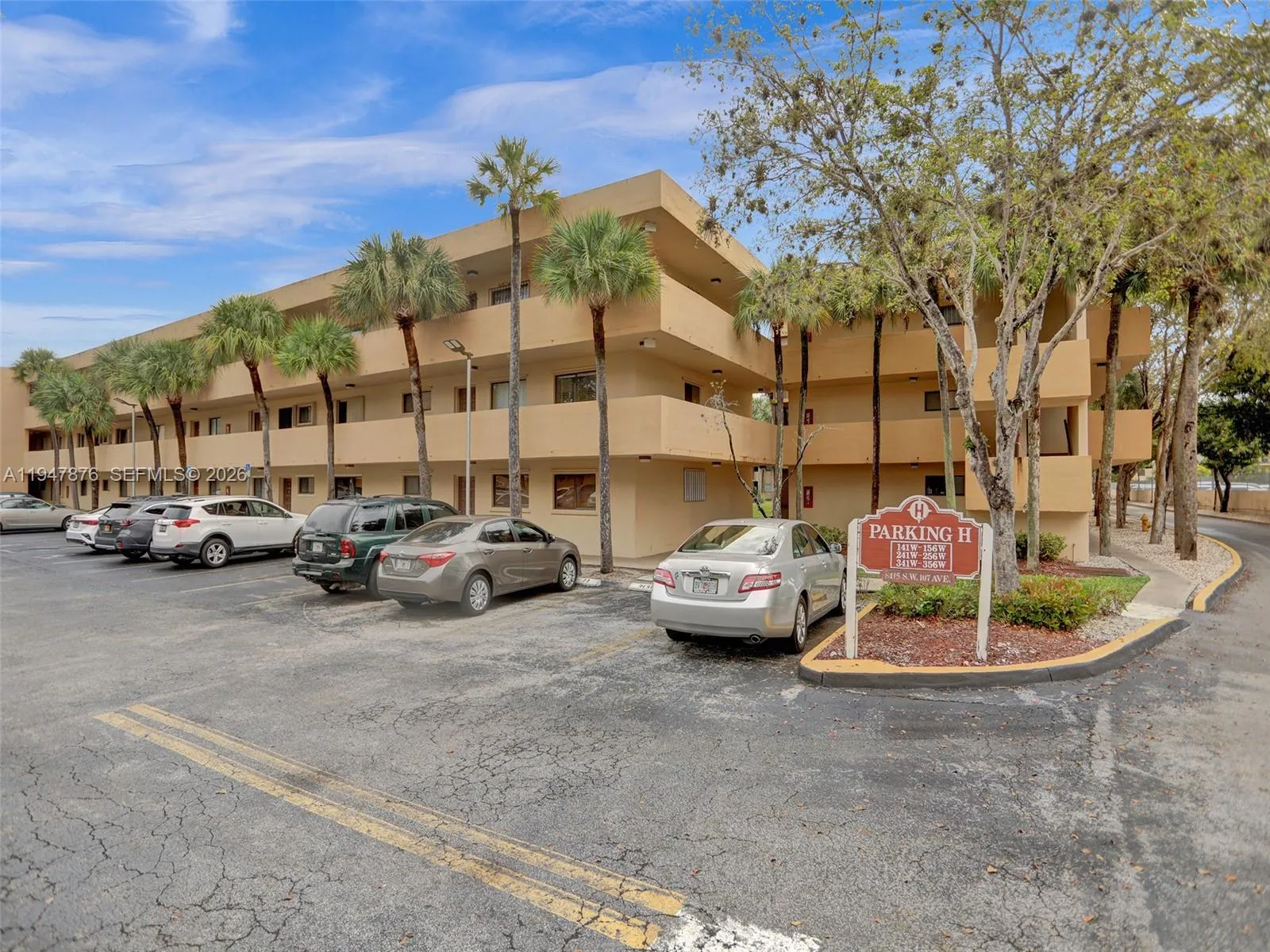 8415 Sw 107th Ave 256w, Miami, Florida 33173, Miami, Florida 33173, 2 Bedrooms Bedrooms, ,2 BathroomsBathrooms,Residential,For Sale,8415 Sw 107th Ave 256w, Miami, Florida 33173,A11947876
