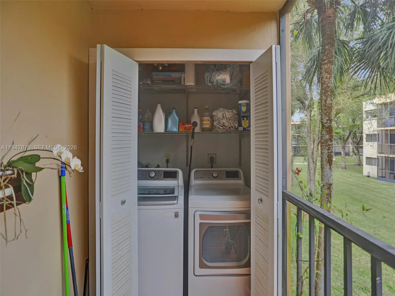 8415 Sw 107th Ave 256w, Miami, Florida 33173, Miami, Florida 33173, 2 Bedrooms Bedrooms, ,2 BathroomsBathrooms,Residential,For Sale,8415 Sw 107th Ave 256w, Miami, Florida 33173,A11947876