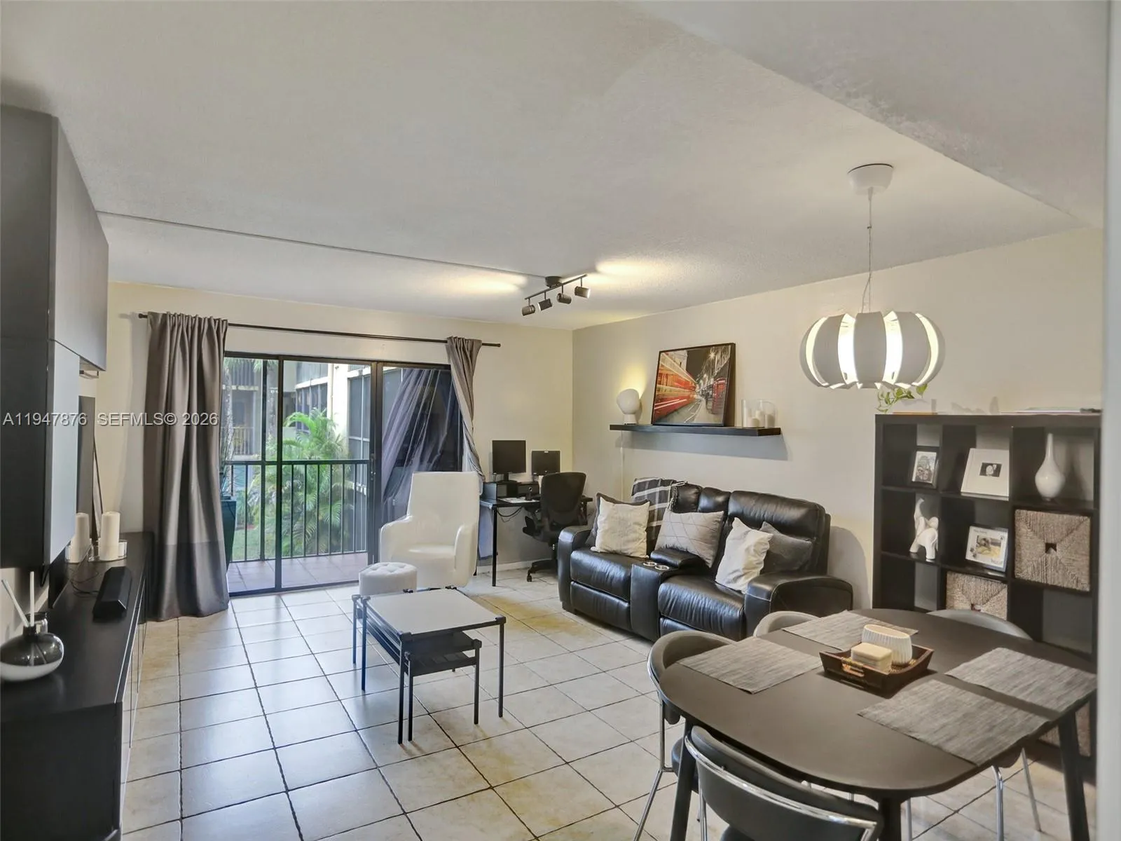 8415 Sw 107th Ave 256w, Miami, Florida 33173, Miami, Florida 33173, 2 Bedrooms Bedrooms, ,2 BathroomsBathrooms,Residential,For Sale,8415 Sw 107th Ave 256w, Miami, Florida 33173,A11947876