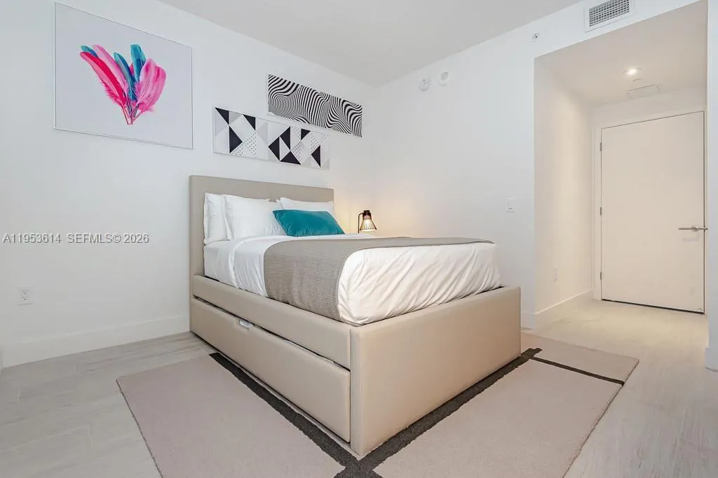 4010 S Ocean Dr R2701, Hollywood, Florida 33019, Hollywood, Florida 33019, 2 Bedrooms Bedrooms, ,2 BathroomsBathrooms,Residential,For Sale,4010 S Ocean Dr R2701, Hollywood, Florida 33019,A11953614