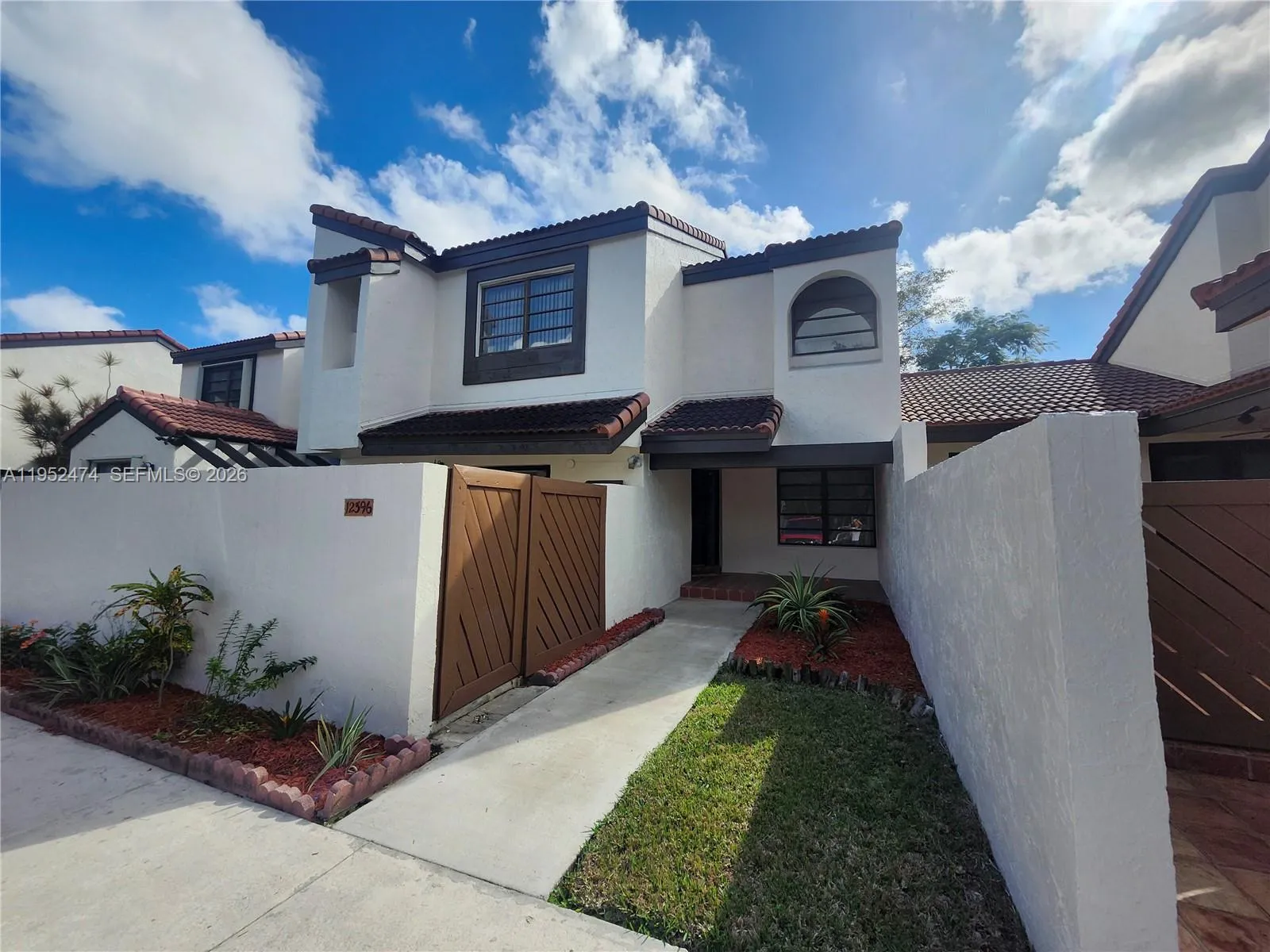 12396 Sw 94th Ln 12396, Miami, Florida 33186, Miami, Florida 33186, 3 Bedrooms Bedrooms, ,3 BathroomsBathrooms,Residential Lease,For Rent,12396 Sw 94th Ln 12396, Miami, Florida 33186,A11952474 12396 Sw 94th Ln 12396, Miami, Florida 33186, Miami, Florida 33186, 3 Bedrooms Bedrooms, ,3 BathroomsBathrooms,Residential Lease,For Rent,12396 Sw 94th Ln 12396, Miami, Florida 33186,A11952474