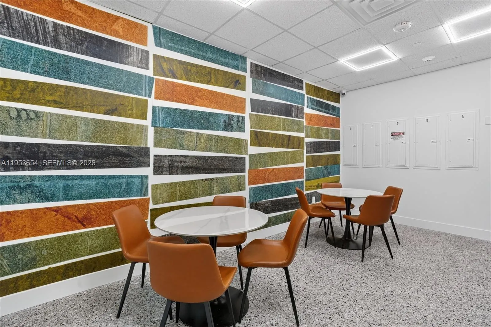 Beauty Salon Suites For Rent Ride Fiu College, Florida 33174, ,Commercial Lease,For Rent,Beauty Salon Suites For Rent Ride Fiu College, , ,A11953654