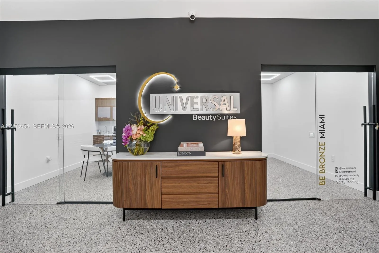 Beauty Salon Suites For Rent Ride Fiu College, Florida 33174, ,Commercial Lease,For Rent,Beauty Salon Suites For Rent Ride Fiu College, , ,A11953654