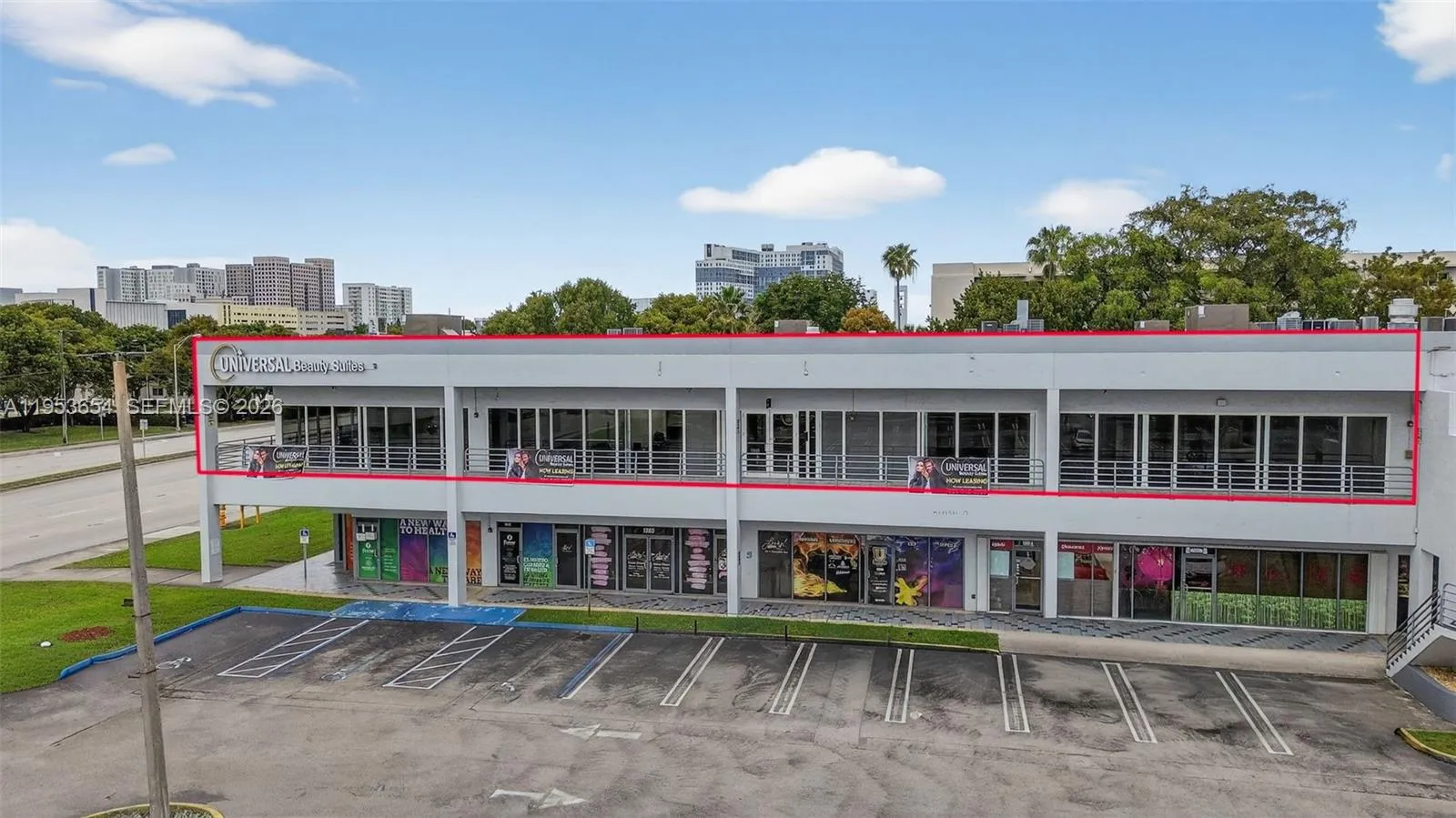 Beauty Salon Suites For Rent Ride Fiu College, Florida 33174, ,Commercial Lease,For Rent,Beauty Salon Suites For Rent Ride Fiu College, , ,A11953654