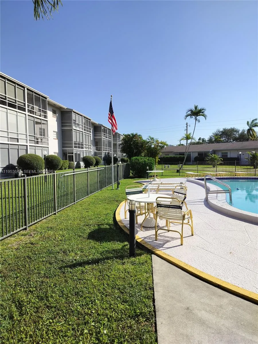 700 Layne Blvd 214, Hallandale Beach, Florida 3300, Hallandale Beach, Florida 33009, 1 Bedroom Bedrooms, ,1 BathroomBathrooms,Residential,For Sale,700 Layne Blvd 214, Hallandale Beach, Florida 3300,A11953646