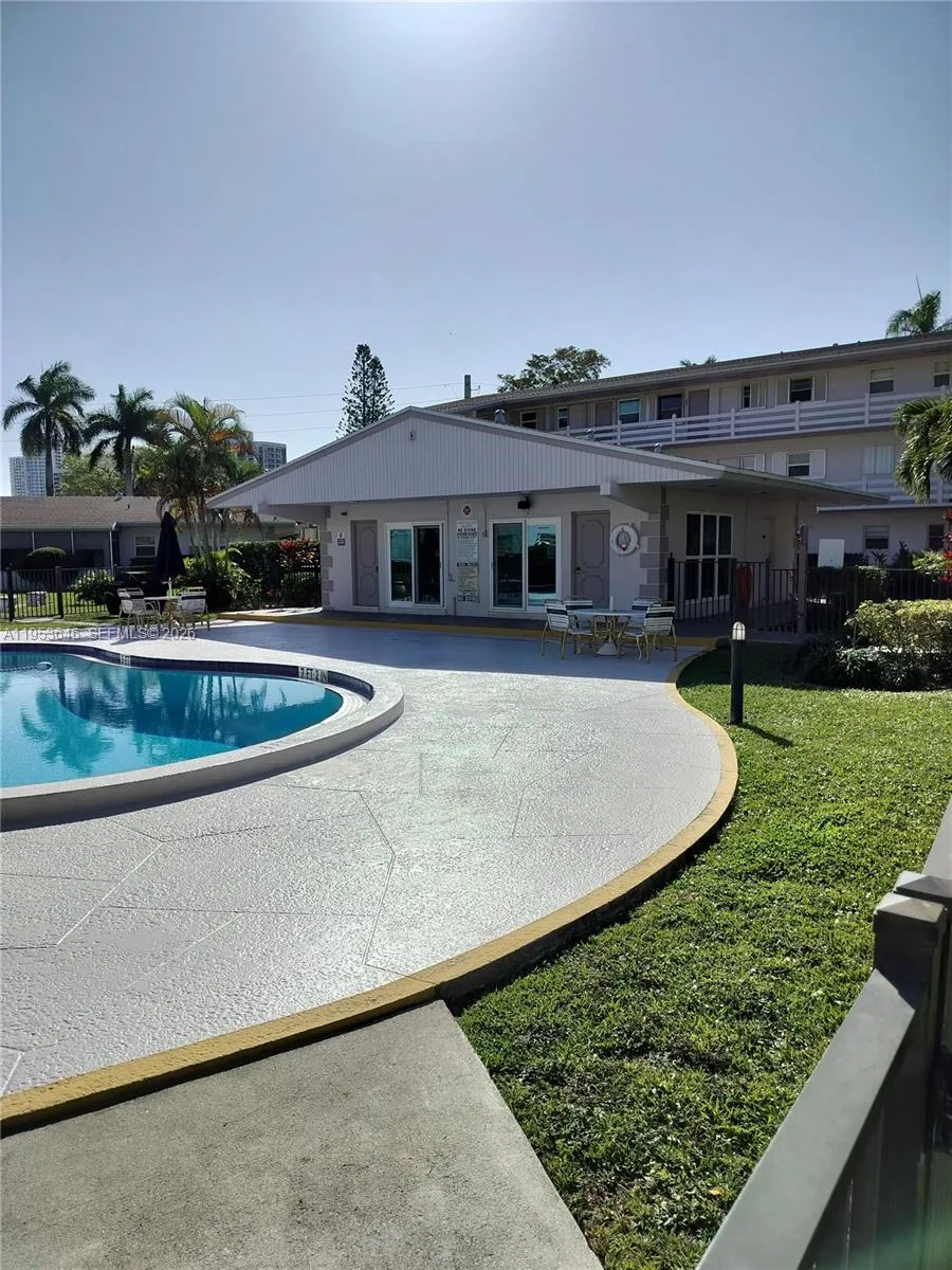 700 Layne Blvd 214, Hallandale Beach, Florida 3300, Hallandale Beach, Florida 33009, 1 Bedroom Bedrooms, ,1 BathroomBathrooms,Residential,For Sale,700 Layne Blvd 214, Hallandale Beach, Florida 3300,A11953646